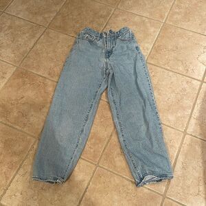 Universal Thread woman's vintage straight jeans
